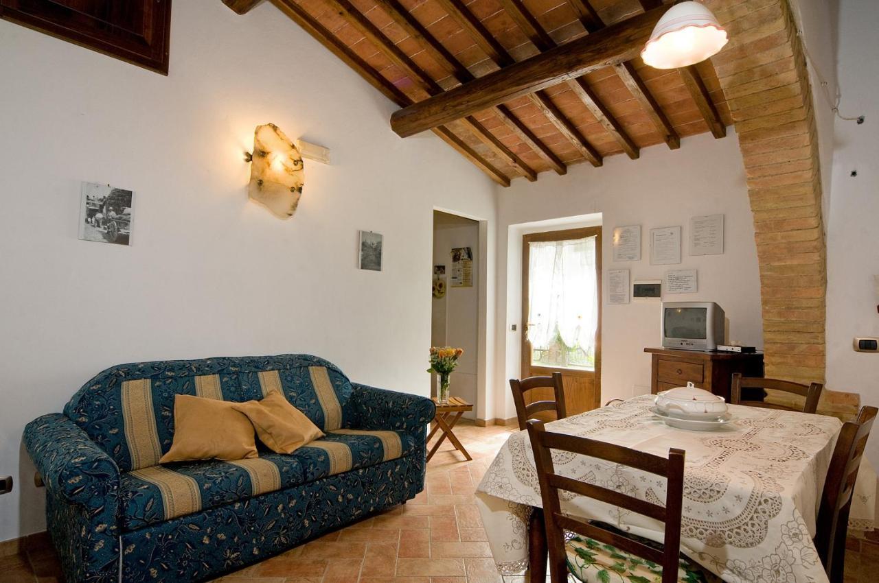 Agriturismo Fontesettimena Appartamento Rondine- Appartamento Capriolo Volterra Exterior photo
